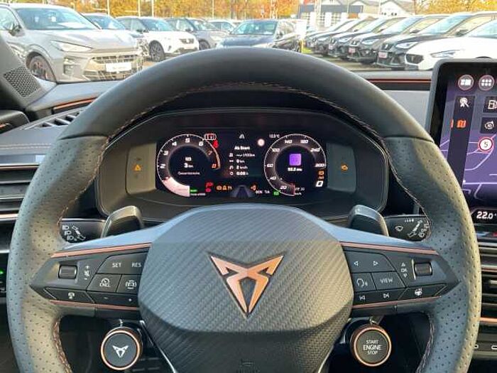 CUPRA Leon 1.5 eTSI DSG FULL LINK / PCC / LED Cupra