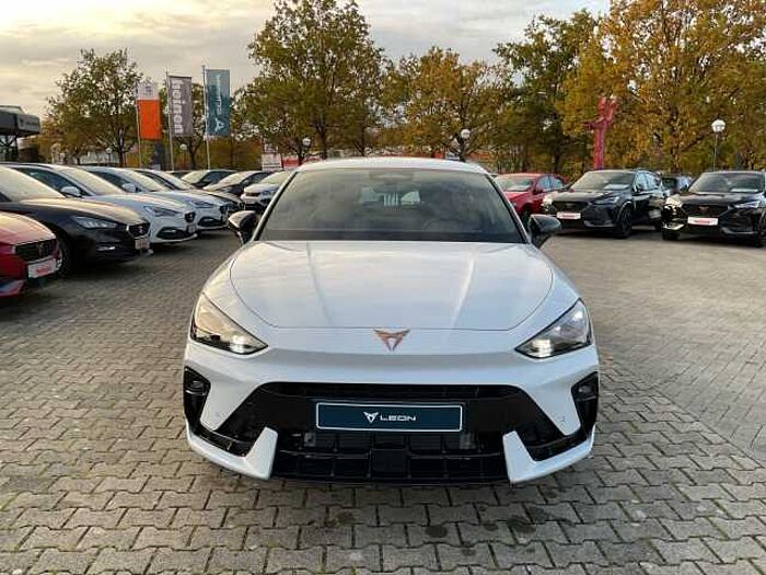 CUPRA Leon 1.5 eTSI DSG FULL LINK / PCC / LED Cupra