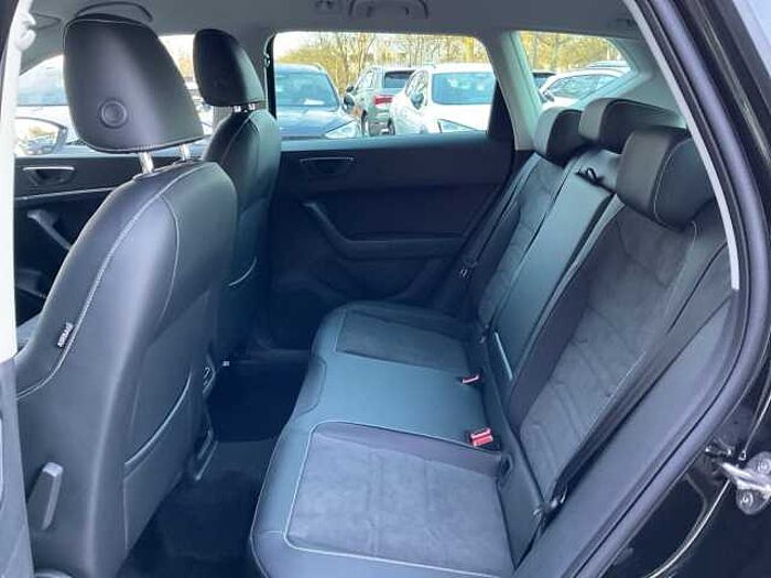 SEAT Ateca Road Edition 1.5 TSI DSG ACC+LED+NAVI+SHZ