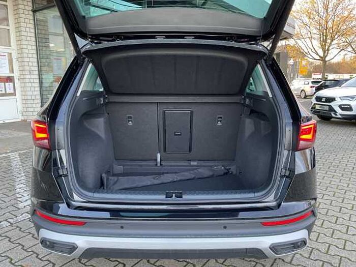 SEAT Ateca Road Edition 1.5 TSI DSG ACC+LED+NAVI+SHZ
