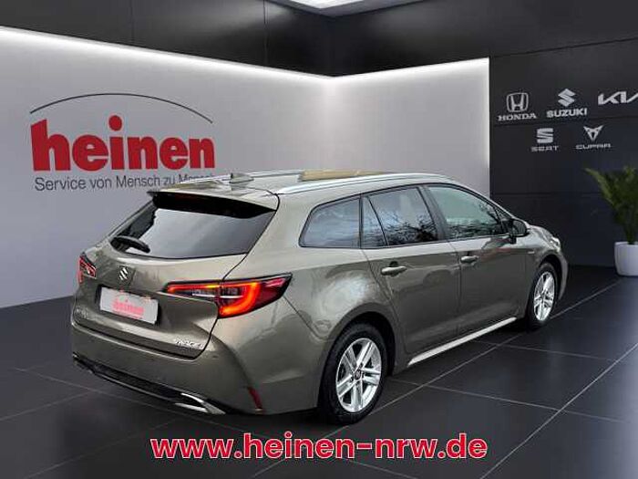 Suzuki Swace 1.8 Comfort Plus NAVI+RÜCKFAHRKAMERA+PDC Comfort+