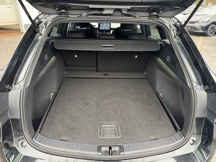 Suzuki Swace 1.8 Comfort Plus NAVI+RÜCKFAHRKAMERA+PDC Comfort+