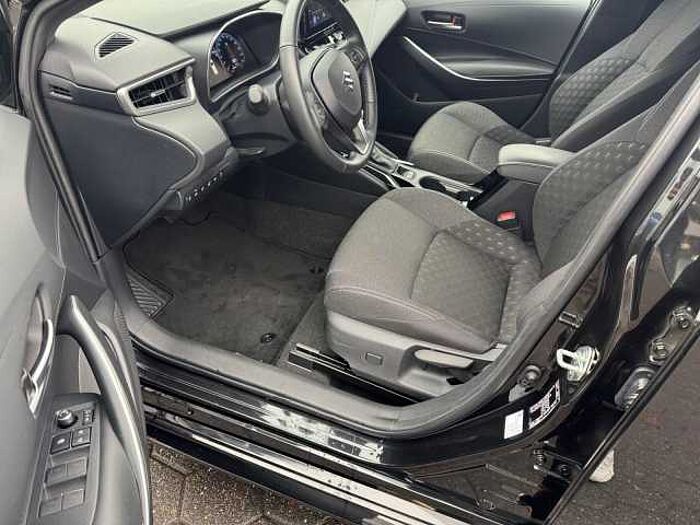 Suzuki Swace 1.8 Comfort Plus NAVI+RÜCKFAHRKAMERA+PDC Comfort+