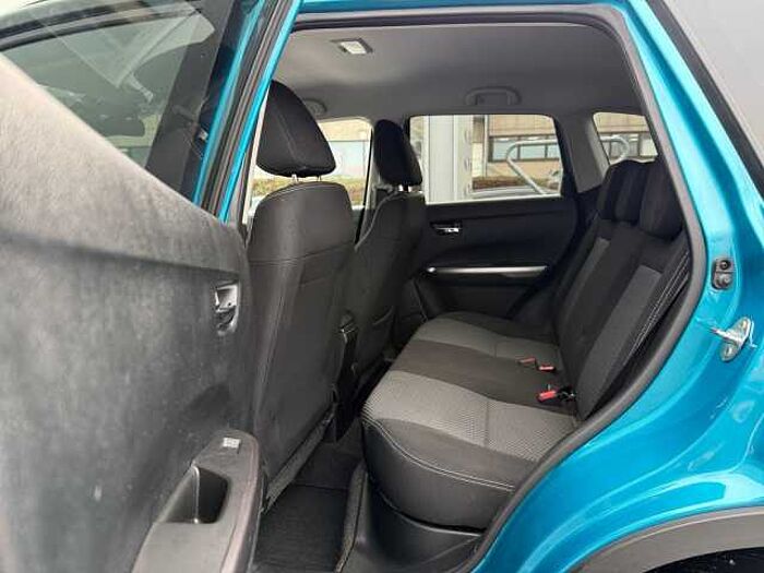 Suzuki Vitara 1.4 Comfort RÜCKFAHRKAMERA+PDC+NAVI+DAB
