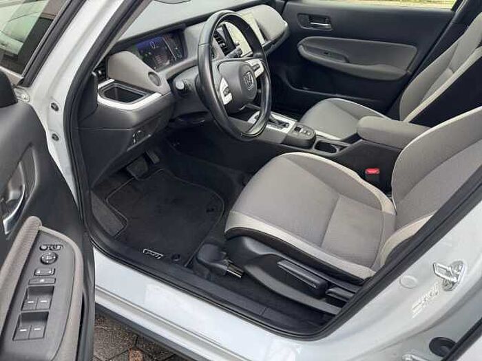 Honda Jazz 1.5 Crosstar Executive NAV I+ DAB + CARPLAY i-MMD