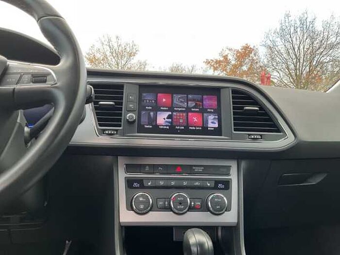 SEAT Leon 1.5 TSI Xcellence DSG ALLWETTER + TEMPOMAT
