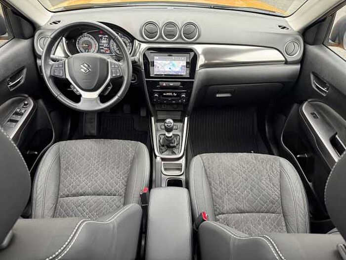 Suzuki Vitara 1.4 Comfort PLUS NAVI RÜCKFAHRKAMERA PDC +