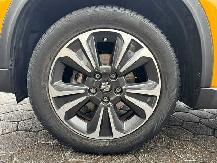 Suzuki Vitara 1.4 Comfort PLUS NAVI RÜCKFAHRKAMERA PDC +