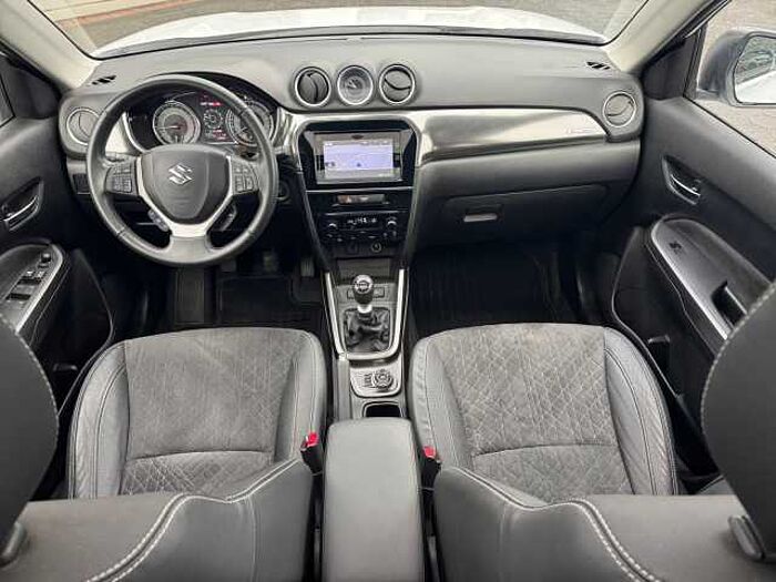 Suzuki Vitara 1.4 COMFORT PLUS NAVI+RÜCKFAHRKAMERA+PDC