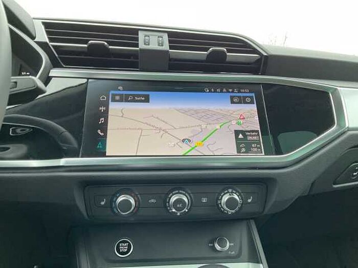 Audi Q3 35 1.5 TFSI S-tronic advanced NAVI LED PANO