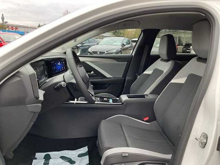 Opel Astra L Sports Tourer 1.2 Turbo Edition NAVI LED