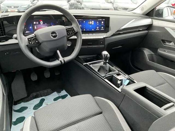 Opel Astra L Sports Tourer 1.2 Turbo Edition NAVI LED