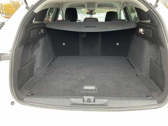 Opel Astra L Sports Tourer 1.2 Turbo Edition NAVI LED