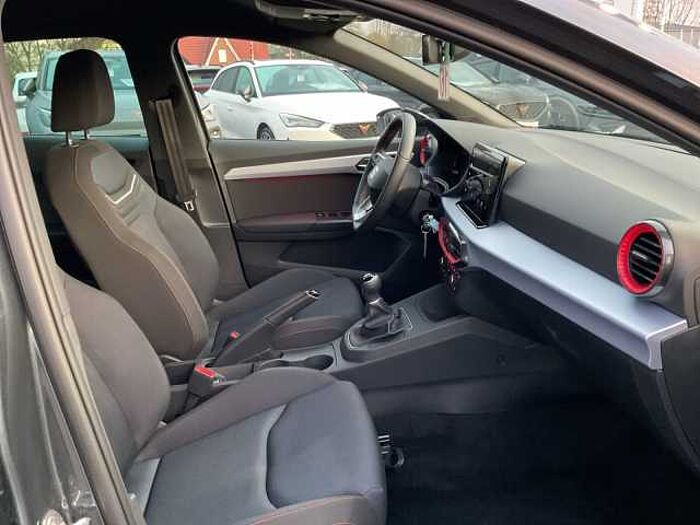 SEAT Ibiza 1.0 TSI FR NAVI LED FULL-LINK