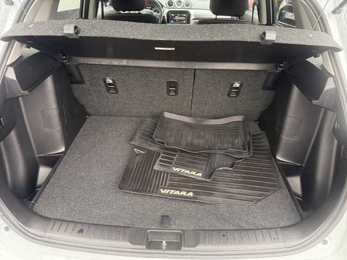 Suzuki Vitara 1.4 A/T Comfort NAVI+RÜCKFAHRKAMERA+DAB