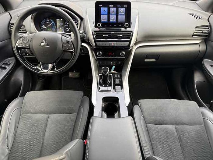 Mitsubishi Eclipse Cross PHEV PLUS Select Black NAVI+AHK+LED