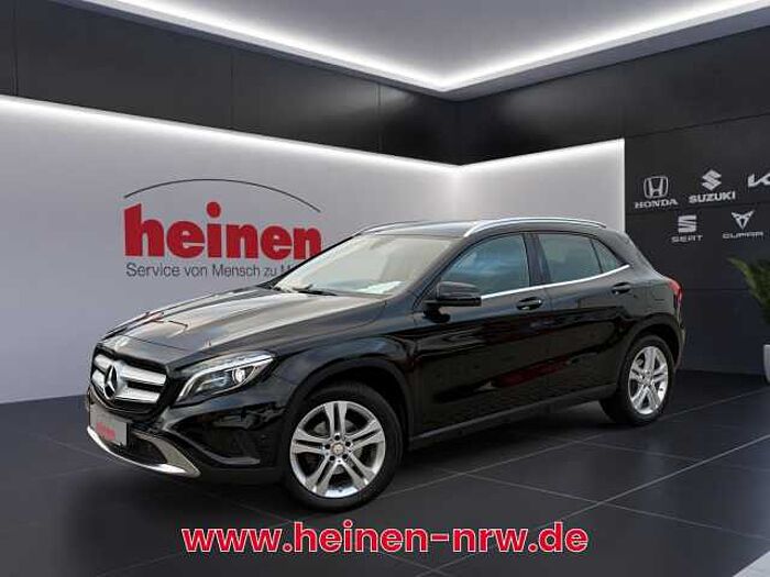 Mercedes-Benz GLA 200 Urban Score SHZ+Kam. +LM+PDC+ParkAss+Xenon