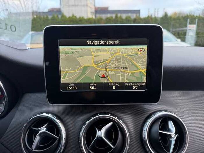 Mercedes-Benz GLA 200 Urban Score SHZ+Kam. +LM+PDC+ParkAss+Xenon