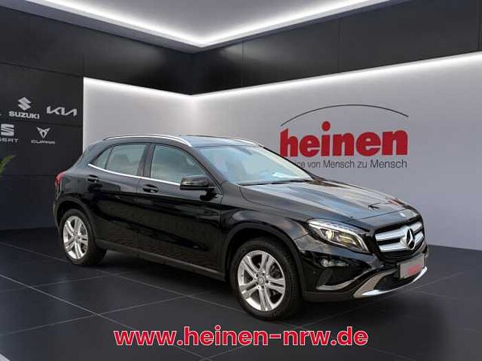 Mercedes-Benz GLA 200 Urban Score SHZ+Kam. +LM+PDC+ParkAss+Xenon