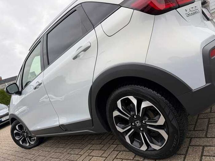 Honda Jazz 1.5 i-MMD Crosstar Executive ACC+LED+Navi