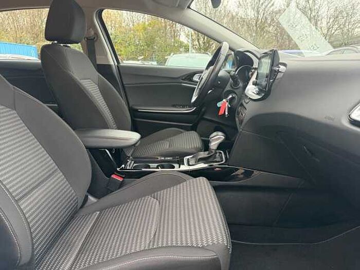 Kia ceed 1.5T DCT VISION KOMFORT LM+KLIMAAUTO. +BT cee'd