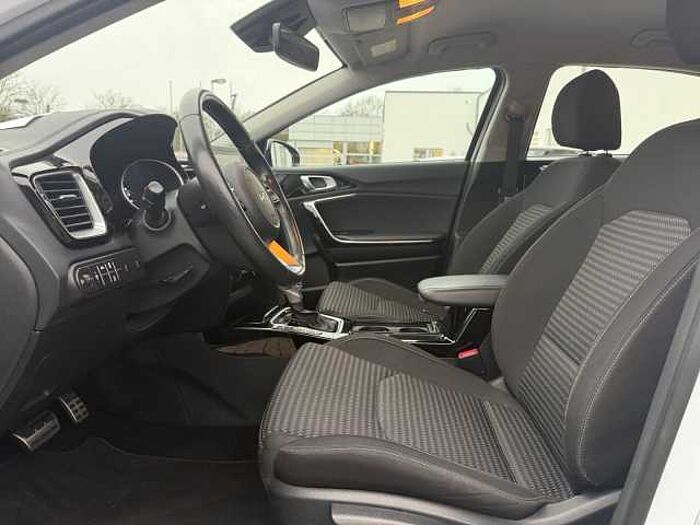 Kia ceed 1.5T DCT VISION KOMFORT LM+KLIMAAUTO. +BT cee'd