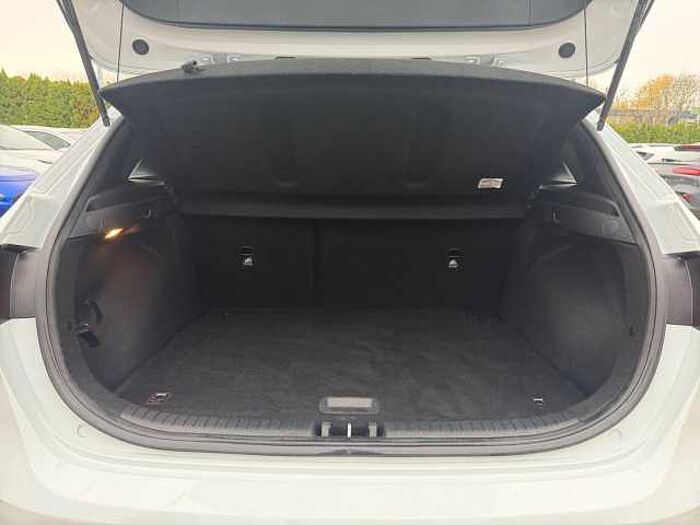 Kia ceed 1.5T DCT VISION KOMFORT LM+KLIMAAUTO. +BT cee'd