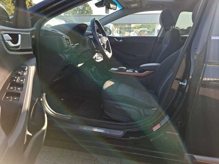 Hyundai Ioniq Style Elektro NAVI LED ACC