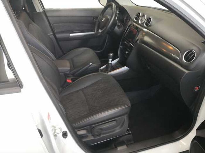 Suzuki VITARA 1.4 COMFORT+ ALLGRIP NAVI+KESSY+LM+LED