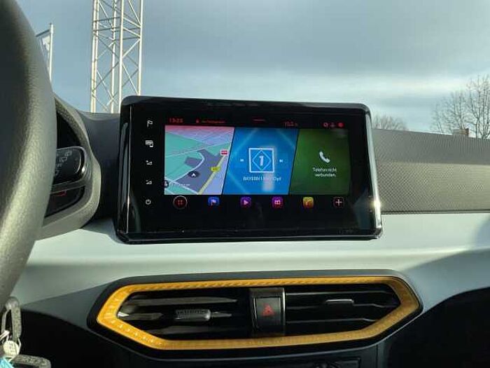 SEAT Arona 1.0 TSI Style DSG NAVI LED FULL-LINK