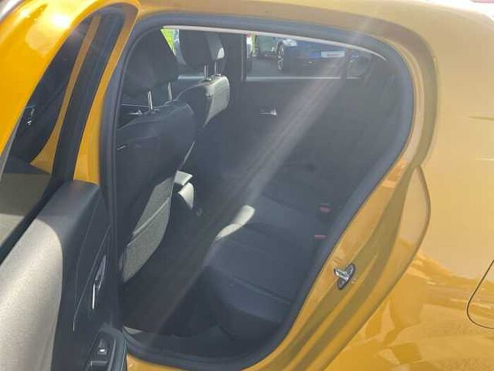 Peugeot 208 1.2 PureTech 100 Allure Pack LED ACC ALU DAB