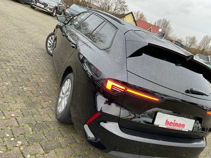 Opel Astra L Sports Tourer 1.2 Turbo Edition NAVI LED