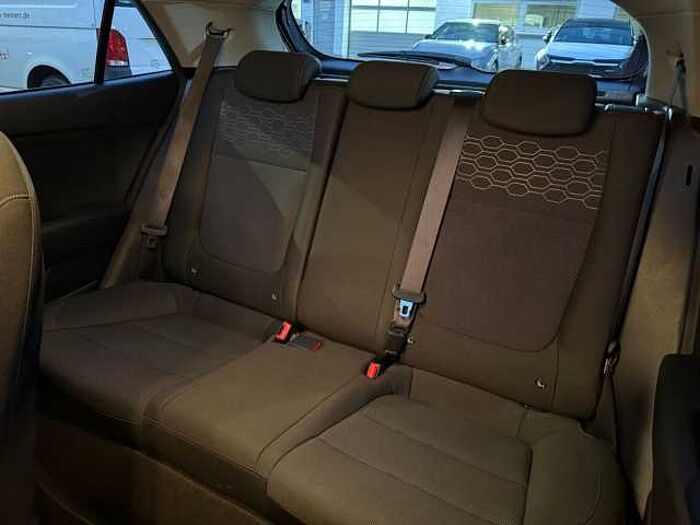 Kia Rio 1.2 Vision NAVI LED AHK