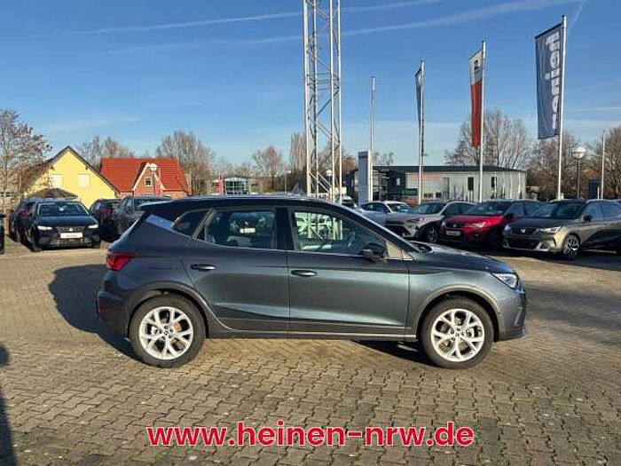 SEAT Arona FR 1.5 TSI DSG NAVI LED ACC
