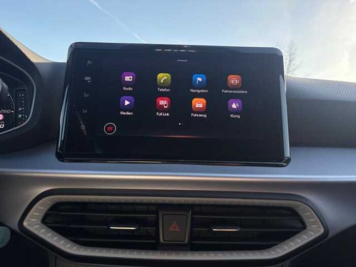 SEAT Arona FR 1.5 TSI DSG NAVI LED ACC