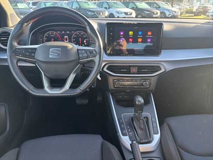 SEAT Arona FR 1.5 TSI DSG NAVI LED ACC