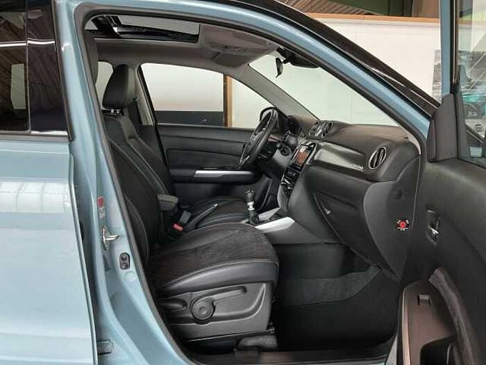 Suzuki Vitara 1.4 Comfort+ ALLGRIP Hybrid LED+NAVI+PANO