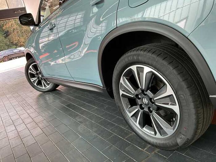 Suzuki Vitara 1.4 Comfort+ ALLGRIP Hybrid LED+NAVI+PANO