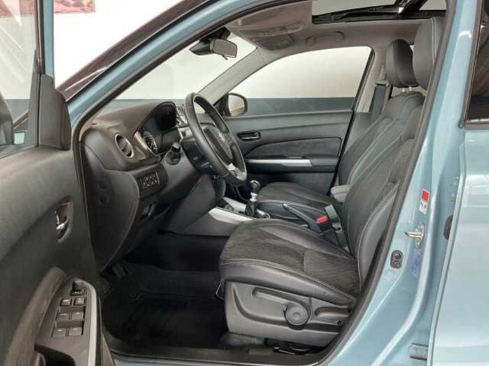Suzuki Vitara 1.4 Comfort+ ALLGRIP Hybrid LED+NAVI+PANO