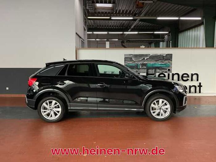 Audi Q2 35 TSI S tronic advanced SITZHEIZUNG+PDC