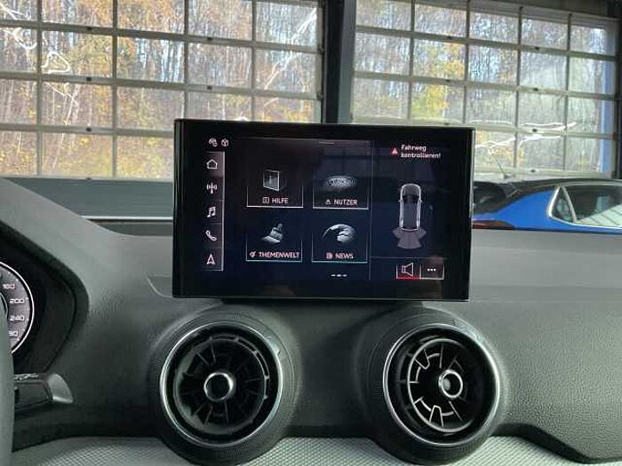 Audi Q2 35 TSI S tronic advanced SITZHEIZUNG+PDC
