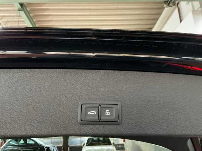 Audi Q2 35 TSI S tronic advanced SITZHEIZUNG+PDC