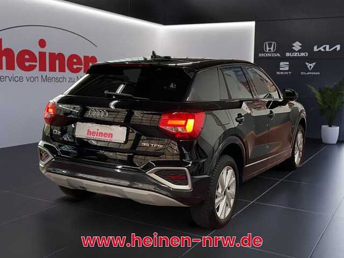 Audi Q2 35 TSI S tronic advanced SITZHEIZUNG+PDC