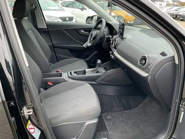 Audi Q2 35 1.5 TFSI S-tronic advanced NAVI LED ACC