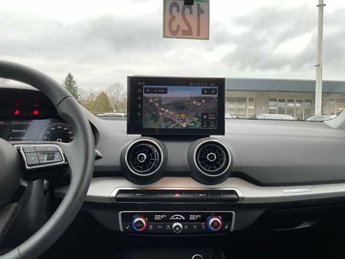 Audi Q2 35 1.5 TFSI S-tronic advanced NAVI LED ACC