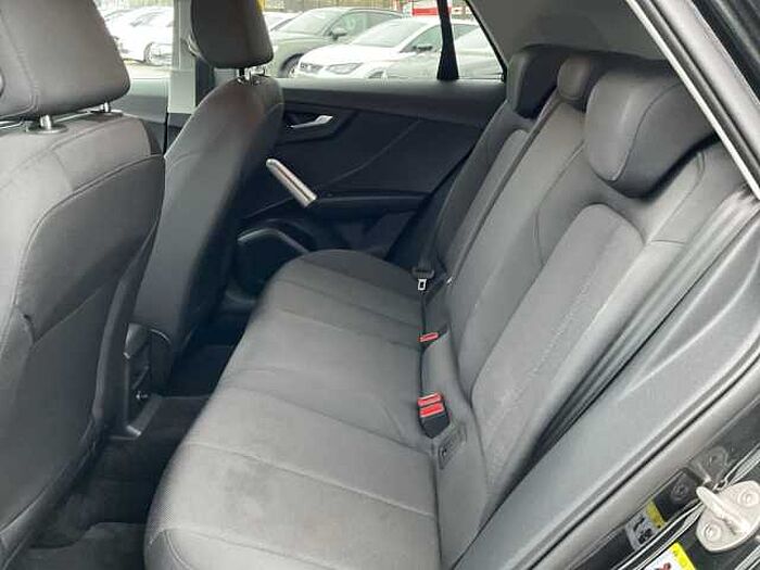 Audi Q2 35 1.5 TFSI S-tronic advanced NAVI LED ACC