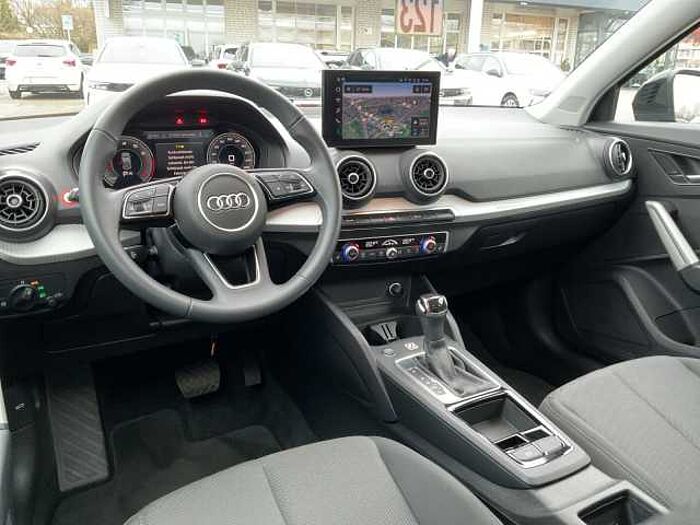 Audi Q2 35 1.5 TFSI S-tronic advanced NAVI LED ACC