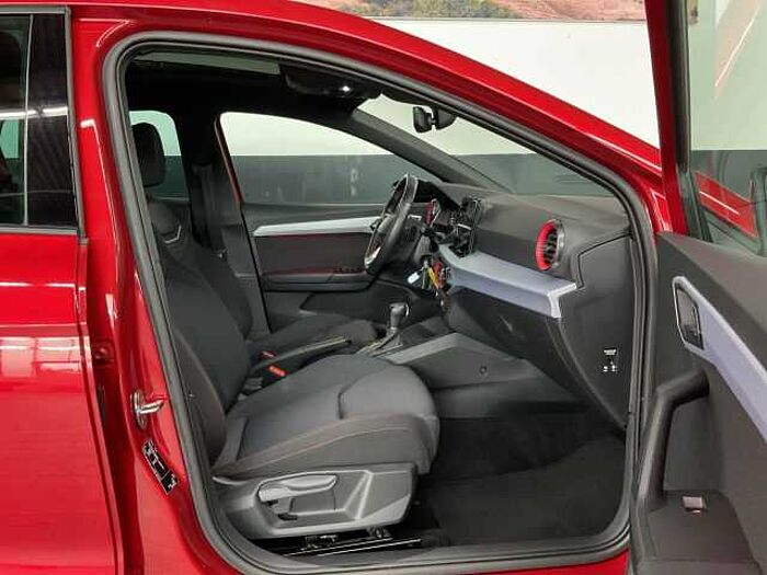 SEAT Ibiza 1.5 TSI DSG FR LED+NAVI+PANO+KAMERA+SHZ