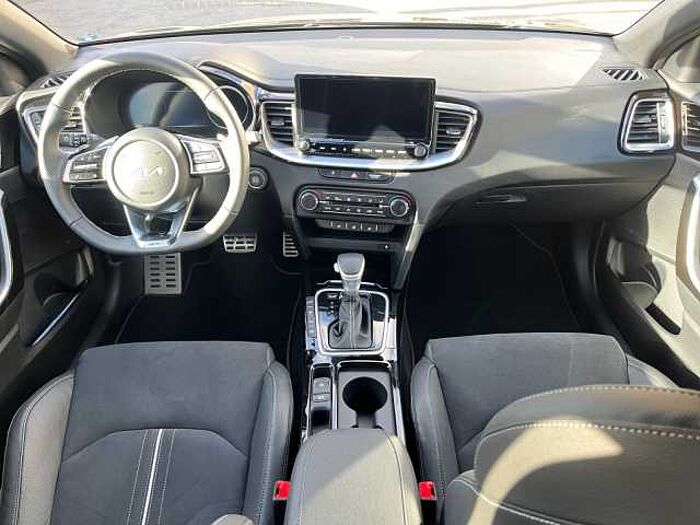 Kia ceed 1.5 GT LINE DCT NAVI LEDER TECHNIK GLASDACH cee'd