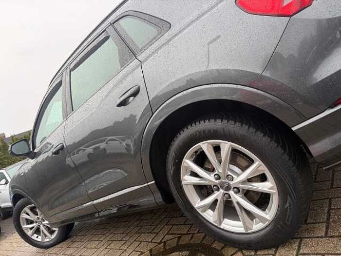 Audi Q3 40 2.0 TFSI S-tronic quattro S-Line NAVI LED